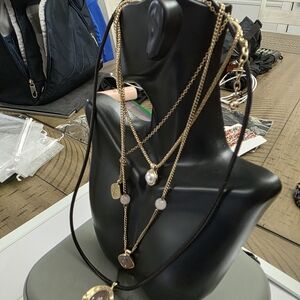 Elegant Gold and Black Layered Necklace